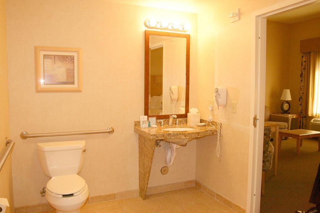 Hampton Inn & Suites Highland Сан-Бернардино Номер фото